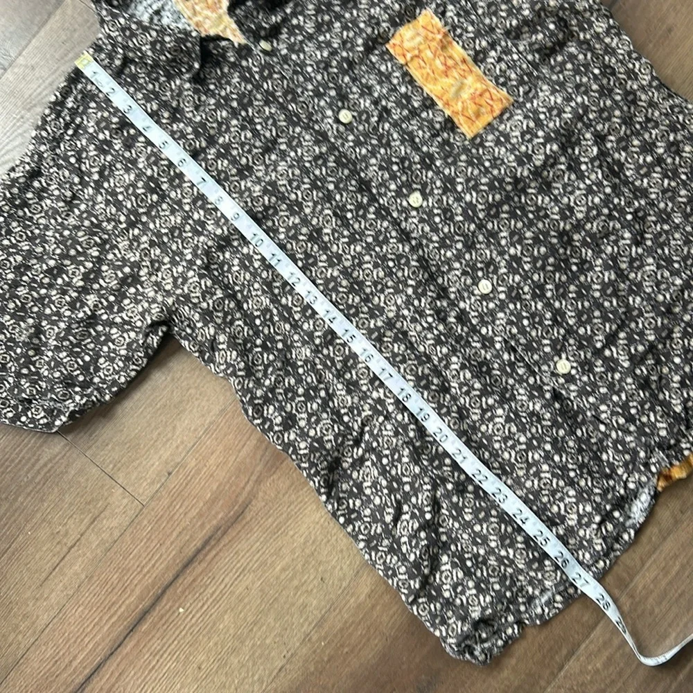 Levi’s Linen Men's Black and Orange Patterned Shirt ! Medium